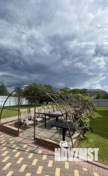 Коттедж 350м², 3-этажный, участок 30 сот.