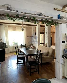 Дом 300м², 3-этажный, участок 7 сот.