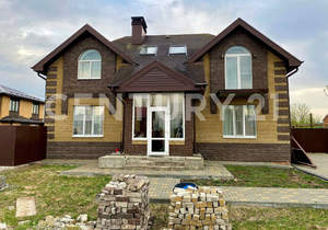 Дом 201м², 2-этажный, участок 10 сот.