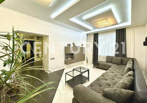 Дом 201м², 2-этажный, участок 10 сот.