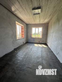 Дом 360м², 2-этажный, участок 10 сот.