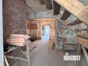 Таунхаус 864м², 3-этажный, участок 7 сот.