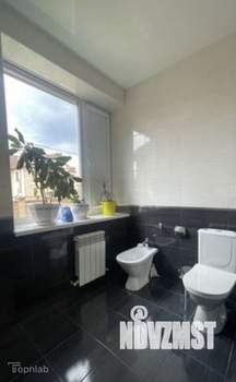 Коттедж 350м², 3-этажный, участок 30 сот.