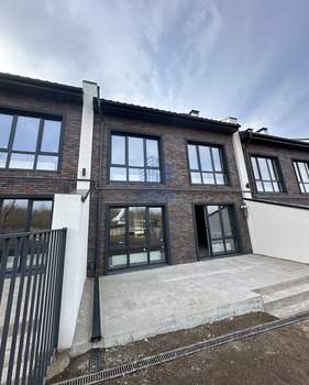 Дом 158м², 2-этажный, участок 1 сот.