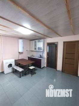 Дом 77м², 2-этажный, участок 4 сот.