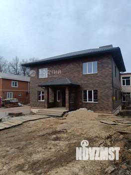 Дом 225м&sup2;, 2-этажный, участок 6 сот.  