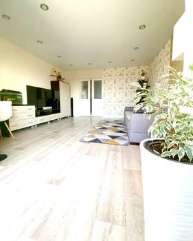 Дом 75м², 2-этажный, участок 2 сот.  