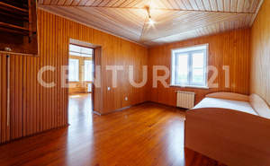 Дом 242м&sup2;, 3-этажный, участок 8 сот.  