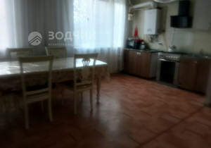 Дом 140м², 2-этажный, участок 6 сот.  