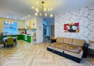 Дом 150м&sup2;, 2-этажный, участок 0 сот.  