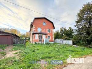 Дом 182м&sup2;, 2-этажный, участок 15 сот.  