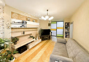 Дом 379м², 3-этажный, участок 8 сот.  