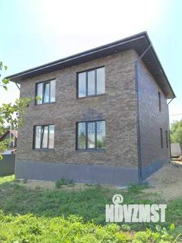 Коттедж 184м², 2-этажный, участок 5 сот.  