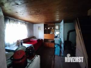 Дом 26м², 2-этажный, участок 4 сот.  