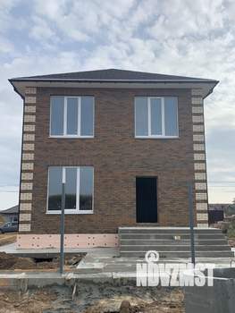 Дом 180м&sup2;, 2-этажный, участок 5 сот.  