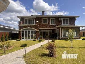 Коттедж 304м², 2-этажный, участок 10 сот.  