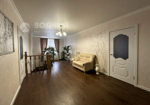 Дом 177м&sup2;, 2-этажный, участок 7 сот.  