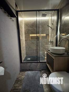 Таунхаус 500м², 3-этажный, участок 10 сот.  