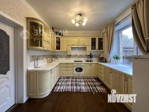 Дом 177м&sup2;, 2-этажный, участок 7 сот.  