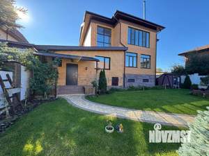 Коттедж 491м&sup2;, 4-этажный, участок 10 сот.  