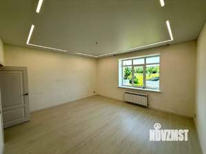 Коттедж 315м&sup2;, 2-этажный, участок 12 сот.  