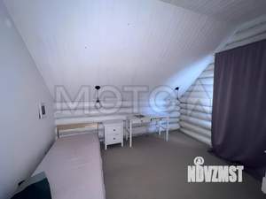 Дом 70м&sup2;, 2-этажный, участок 4 сот.  