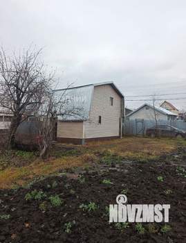 Дом 35м&sup2;, 2-этажный, участок 6 сот.  