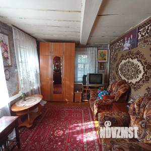 Дом 30м&sup2;, 2-этажный, участок 6 сот.  