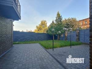 Дом 126м&sup2;, 3-этажный, участок 3 сот.  