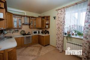 Дом 178м², 2-этажный, участок 9 сот.  