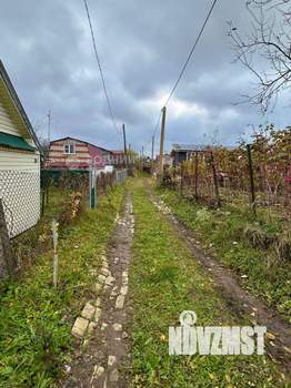 Дом 30м&sup2;, 2-этажный, участок 4 сот.  