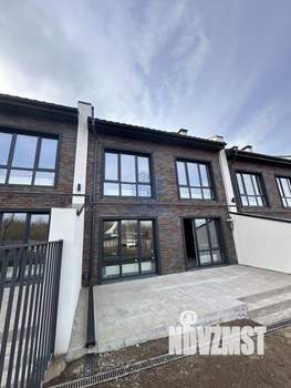 Таунхаус 158м&sup2;, 2-этажный, участок 1 сот.  