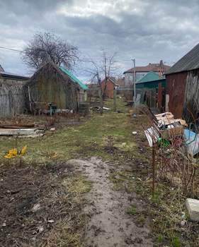 Дом 42м², 5-этажный, участок 8 сот.  
