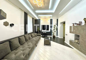 Дом 201м², 2-этажный, участок 10 сот.  