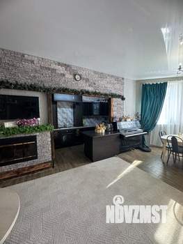 Коттедж 500м², 3-этажный, участок 10 сот.  