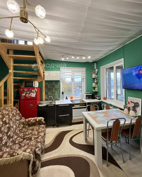 Дом 66м&sup2;, 2-этажный, участок 6 сот.  