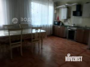 Дом 140м², 2-этажный, участок 6 сот.  