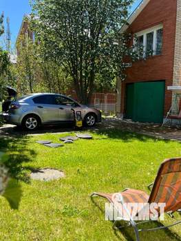 Дом 300м&sup2;, 2-этажный, участок 11 сот.  