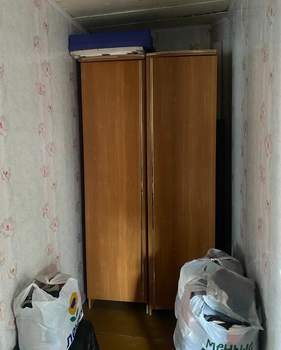 Дом 42м², 5-этажный, участок 8 сот.  