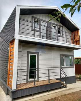 Дом 100м&sup2;, 2-этажный, участок 4 сот.  