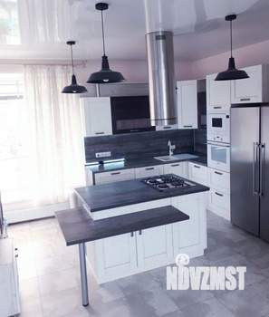 Дом 320м², 2-этажный, участок 16 сот.  