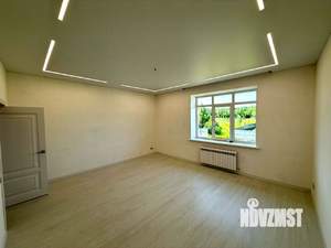 Коттедж 315м², 2-этажный, участок 12 сот.  