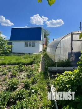 Дом 30м&sup2;, 2-этажный, участок 7 сот.  