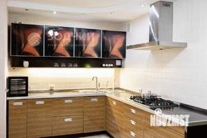 Таунхаус 379м&sup2;, 3-этажный, участок 8 сот.  