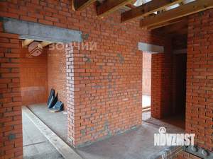 Дом 225м², 2-этажный, участок 6 сот.  