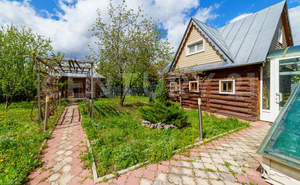 Дом 242м², 3-этажный, участок 8 сот.  
