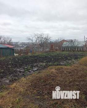 Дом 35м&sup2;, 2-этажный, участок 6 сот.  