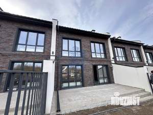 Таунхаус 158м&sup2;, 2-этажный, участок 1 сот.  