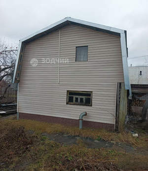 Дом 35м&sup2;, 2-этажный, участок 6 сот.  