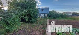 Дом 32м&sup2;, 2-этажный, участок 4 сот.  